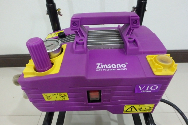 เครื่องฉีดน้ำแรงดันสูง ZINSANO 130 บาร์ รุ่น VIO สภาพใหม่มาก เครื่องฉีดน้ำแรงดันสูง ZINSANO 130 บาร์ รุ่น VIO สภาพใหม่มาก