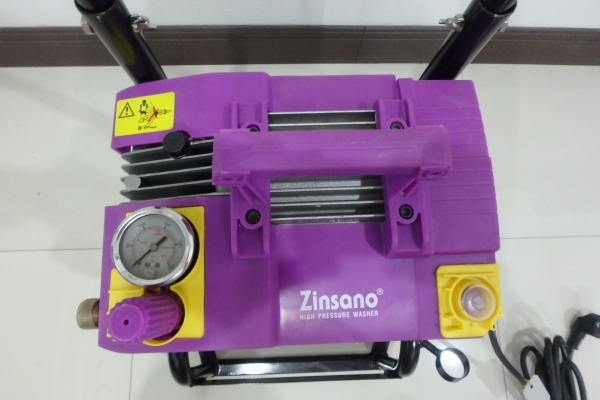 เครื่องฉีดน้ำแรงดันสูง ZINSANO 130 บาร์ รุ่น VIO สภาพใหม่มาก เครื่องฉีดน้ำแรงดันสูง ZINSANO 130 บาร์ รุ่น VIO สภาพใหม่มาก