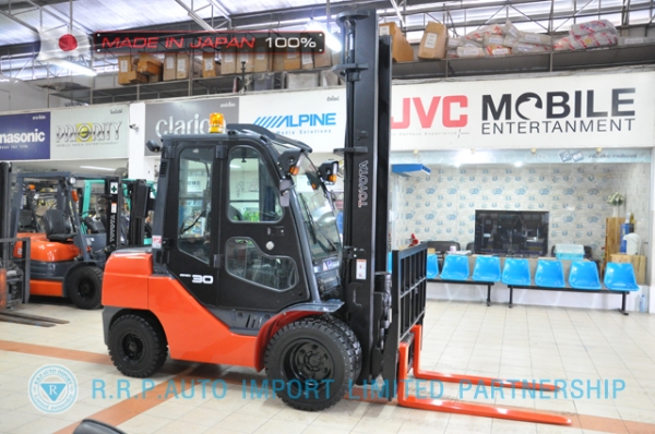 ขายรถโฟล์คลิฟท์มือสอง TOYOTA รุ่น 8FD30-32673 นำเข้าจากประเทศญี่ปุ่น 100\% ไม่เคยใช้งานในไทย ขายรถโฟล์คลิฟท์มือสอง TOYOTA รุ่น 8FD30-32673 นำเข้าจากประเทศญี่ปุ่น 100\% ไม่เคยใช้งานในไทย