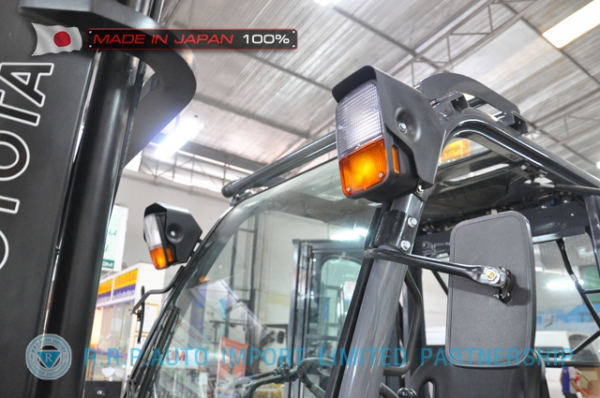 ขายรถโฟล์คลิฟท์มือสอง TOYOTA รุ่น 8FD30-32673 นำเข้าจากประเทศญี่ปุ่น 100\% ไม่เคยใช้งานในไทย ขายรถโฟล์คลิฟท์มือสอง TOYOTA รุ่น 8FD30-32673 นำเข้าจากประเทศญี่ปุ่น 100\% ไม่เคยใช้งานในไทย