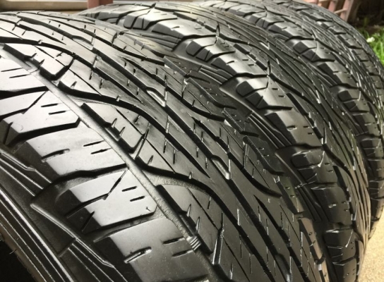 ยาง All Dunlop 265 65 17 ปลายปี14 ดอกเต็ม ใช้ยาว ราคาไม่แพง
