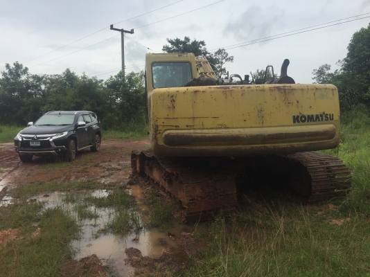 PC200-6ทะเบียนพร้อมโอน สวยทุกรายการ PC200-6ทะเบียนพร้อมโอน สวยทุกรายการ