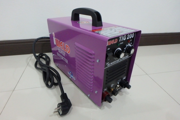 ตู้เชื่อมอาร์ก้อนหูหิ้ว Iweld TIG200 (200แอมป์) ของใหม่ อุปกรณ์ครบกล่อง ขายถูก