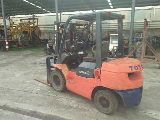 ฟอร์คลิฟท์ โฟร์คลิฟท์ forklift TOYOTA
