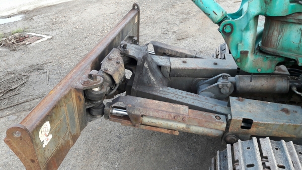 รถขุด Komatsu PC30R-8 เก่าญี่ปุ่นแท้ ใบมีด6ทิศทาง