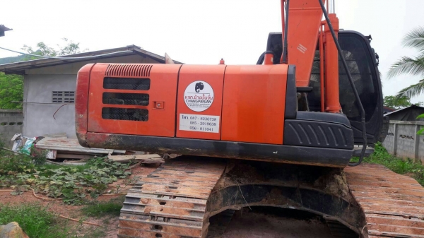 ขาย 1,900,000 HITACHI ZX 200-5 G ทำงาน 6,800 ชม. เครื่องดี ปั้มแรง เอวแน่น ช่วงล่างเต็ม เล่มทะเบียน รถอยู่ อยุธยา 090-772-3710 090-772-3708