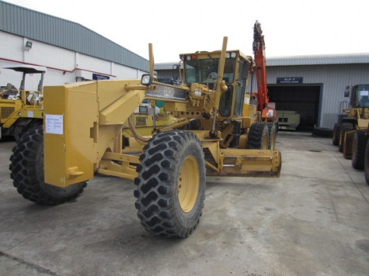 รถเกรดCATERPILLAR รุ่น 140H ถึงไทยแล้วคับสภาพสวยกริ๊บ