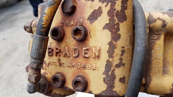 Drain crane Drain crane
