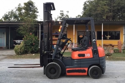 ขาย รถฟอร์คลิฟท์ TOYOTA รุ่น6 1.8ตัน เสา 6 เมตร เครื่องเบนซิน เก่าญี่ปุ่น โทร.090-986-2521 อ๊อบ