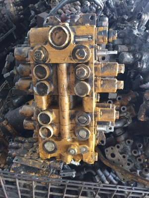 ขายคอนโทรลวาวล์PC120-3,-5(นำเข้าจากญี่ปุ่น)