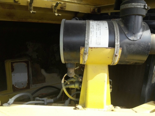 ขายKOMATSU PC60-7   เก่าญี่ปุ่นแท้  มีลายแย๊ก  สภาพสวย  เครื่องปั๊มดี  ลองระบบได้ทุกวัน โทร 089-3818694 ดวงนภา