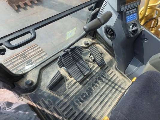 เคลียสต็อก ขายแบคโฮ Komatsu PC200-8 รถปี 2007 ชั่วโมงทำงาน 4952 ชั่วโมง ปีใหม่ๆราคาสวยๆ โทร 061-4194021 พรภวิษย์ เคลียสต็อก ขายแบคโฮ Komatsu PC200-8 รถปี 2007 ชั่วโมงทำงาน 4952 ชั่วโมง ปีใหม่ๆราคาสวยๆ โทร 061-4194021 พรภวิษย์