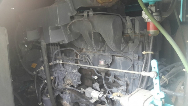 ปั้มลม PDS750sนำเข้า เครื่องสวยสภาพดี เครื่องปั้มสกูลดี ไม่รั่วซึม เครื่องปี 1995 ชั่วโมงทำงาน 3739 ชั่วโมง สภาพสวยมาก ไม่เชื่อลองมาทดสองเครื่องดูได้  โทร 061-4194021 พรภวิษย์