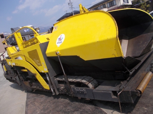 ขายรถปูยาง Sumitomo HA60C-รุ่น5 **ถูกๆ (ล้อแทร็ค) ปูได้ 6m ปี2005 สวยๆ (Stock in Japan) 092-929-9942 ธีรเทพ