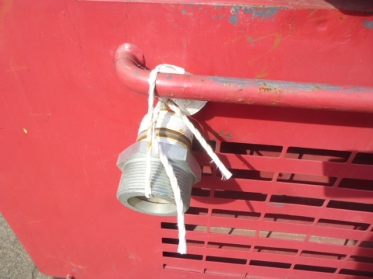 เครื่องปั้มลม Airman PDS265s ลม 265cfm แรง7บาร์ เครื่องสวยสภาพดี เครื่องปั๊มสกูลดี ไม่รั่วซึม เครื่องปีใหม่ 2005 ชั่วโมงทำงาน 3378 ชม. ปีใหม่ๆราคาสวยๆ โทร 061-4194021 พรภวิษย์