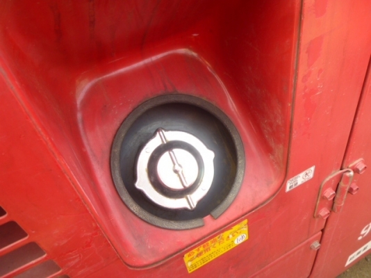 เครื่องปั้มลม Airman PDS265s ลม 265cfm แรง7บาร์ เครื่องสวยสภาพดี เครื่องปั๊มสกูลดี ไม่รั่วซึม เครื่องปีใหม่ 2005 ชั่วโมงทำงาน 3378 ชม. ปีใหม่ๆราคาสวยๆ โทร 061-4194021 พรภวิษย์