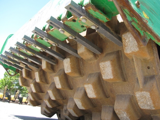 ขายรถบดล้อหนาม HAMM 3410 ปี2008 นำเข้า USA 4,000ชั่วโมง ปีใหม่ๆ ราคาไม่แพง โทร. 092-929-9942 ธีรเทพ