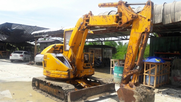 ขายรถขุด KOMATSU PC50UU2 สินจาก JAPAN เก่าจากนอก เครื่อง 4D84 ทำงานได้ทุกระบบ มีเอกสารพร้อมจำหน่าย ขายราคา470,000บาท