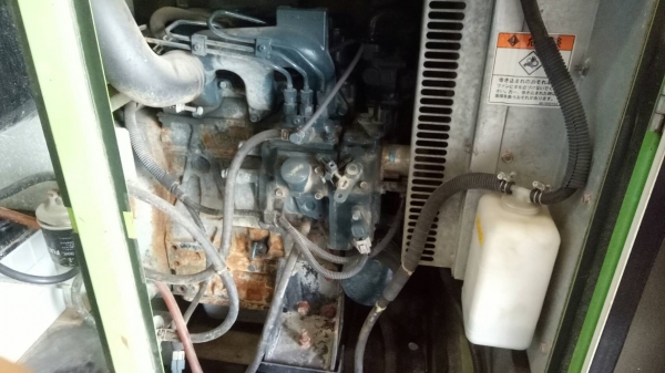 เครื่องเชื่อมและสามารถสำรองไฟได้ Nippon Sharyo NDW4-300ss เครื่องปี 2003 ใช้งานมาแล้ว 3002 ราคาไม่แพง โทร 0614194021 พรภวิษย์