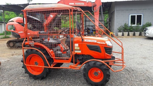 ขายB2420 พร้อมโครงกันอ้อย ใช้งานน้อย 78 ช.ม เล่มทะเบียนพร้อม ขายB2420 พร้อมโครงกันอ้อย ใช้งานน้อย 78 ช.ม เล่มทะเบียนพร้อม