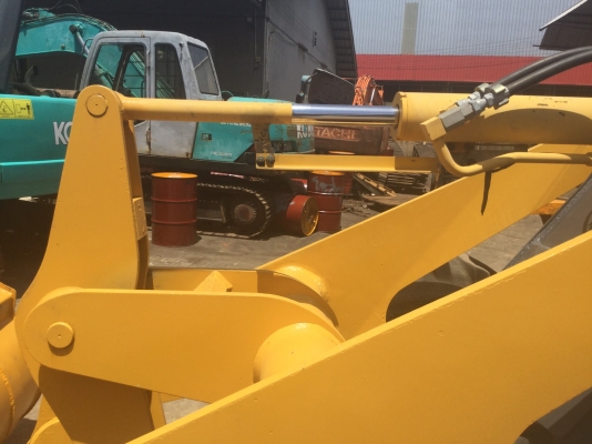 รถตักดินWA150-5