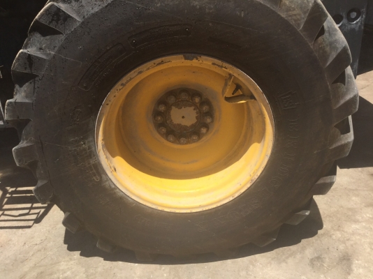 รถตักดินWA150-5