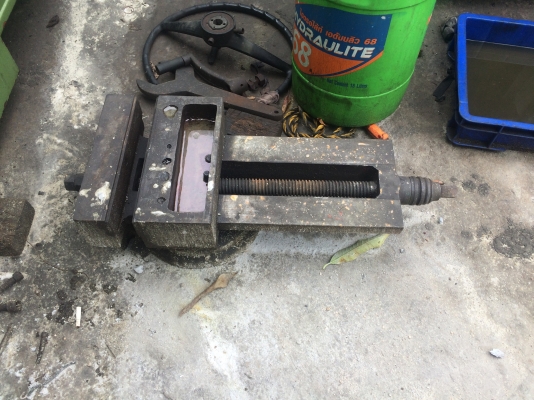 ขายแท่นไสต้าชิง28นิ้วอุปกรณ์ครับเครื่องเงียบราคาเบาๆครับ