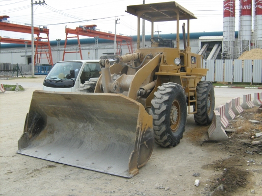 CAT 916 ราคา 350000 บาท CAT 916 ราคา 350000 บาท