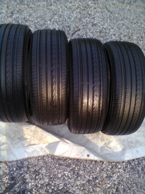 ขายยาง 205/55R16 ยางปี12 YOKOHAMA ADVAN dB MADE IN JAPAN สภาพยาง 90\% สวยๆนิ่มๆ  1 ชุด