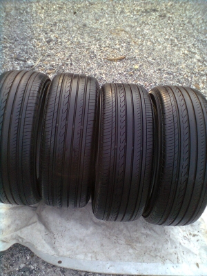 ขายยาง 205/55R16 ยางปี12 YOKOHAMA ADVAN dB MADE IN JAPAN สภาพยาง 90\% สวยๆนิ่มๆ  1 ชุด