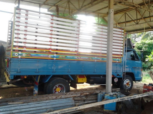 ***ขายแล้วครับขอบคุณ Truck2hand "ขวัญใจ รถสวย!!! " ขาย 6ล้อ ISUZU NPR115 สวยจัด ห้างแท้ แก้มเหลือง ปี36 (ไม่ดั๊ม)NPR59LU5M เครื่องเดิม4BD1 แห้งจัด ไม่มีไอ ไม่มีหลวม ช่วงล่างใหญ่ Fหลัง คัสซีเดิมจัดสวยจริงกริ๊บๆโรงงาน ไม่บวมไม่ดาม หัวบาง ภายในสวยเ