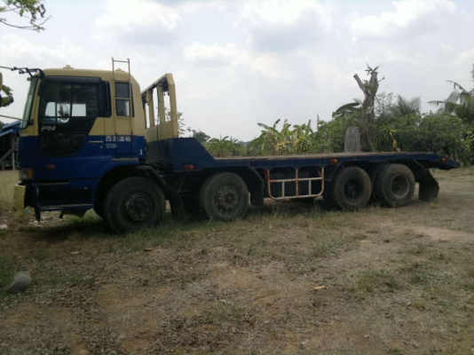 ขายรถเทเลอร์ 12 ล้อ 2 เพลา บรรทุกแบคโฺฮ HINO PROFIA  P11C-320 ปี.48 รถสวยพร้อมใช้ จะัดแนนซ์ได้ สนใจโทร..