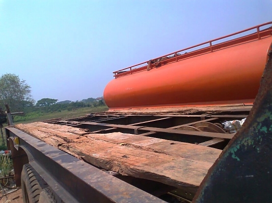 ขาย..รถสิบล้อเทลเล่อร์เรียว เครื่องยนต์ NISSAN UD PE6 turbo ใส่รถแบคโฮ CAT 320 D, PC200 ได้ รถสวย มีทะเบียนครบ.