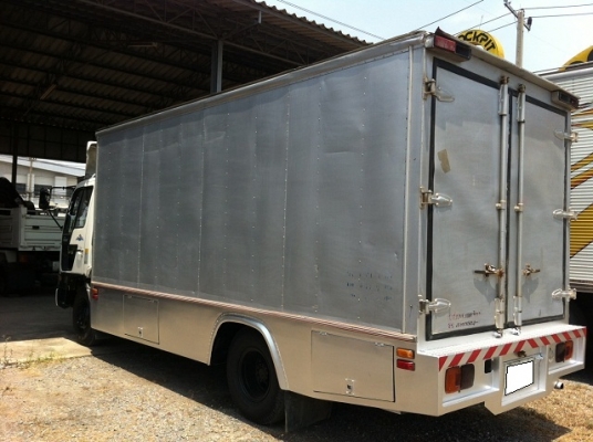 ขาย 6 ล้อตู้ HINO FB4J 140 แรงม้า ตู้แห้ง 5 เมตร ขาย 6 ล้อตู้ HINO FB4J 140 แรงม้า ตู้แห้ง 5 เมตร
