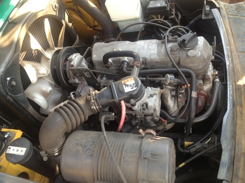 ขายรถฟอร์คลิฟต์ KOMATSU FG20C-16 นำเข้าจากญี่ปุ่น ติดต่อคุณ อิทธิวัฒน์ 089-5514842