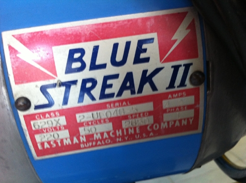 ขายเครื่องตัด ฟองน้ำ ผ้า ผ้าใบ หลากหลายครับ มือสอง 90 \%