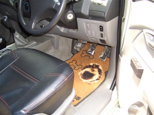 TOYOTA VIGO CAB2500D4Dแต่งเต็มใช้น้อยจริง5ปีไมล์แค่9หมื่น ฟรีดาวน์