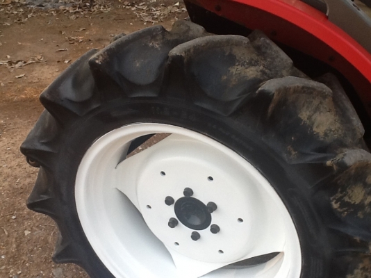 ยันร์ม่า EF352T 4 WD 2 เพลาเช็คสภาพบริษัท สภาพดีครับ