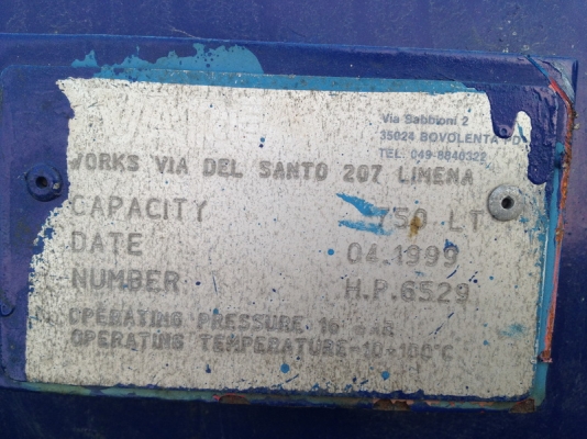 ขายถังแรงดัน Pressure Tank ขนาด 500 ลิตร และ 750 ลิตร สภาพสวยพร้อมใช้งาน เหลือ 2 ใบแล้วครับ..