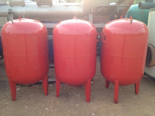 ขายถังแรงดัน Pressure Tank ขนาด 500 ลิตร และ 750 ลิตร สภาพสวยพร้อมใช้งาน เหลือ 2 ใบแล้วครับ..