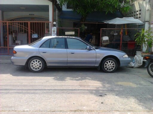 ขาย HYUNDAI SONATA 2.0 หัวฉีด เพาเวอร์ ออโต้ สภาพสวย ขับดี