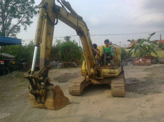 ต้อนรับสงกรานต์จัดไปเลยแบ็คโฮ KOMATSU PC40-6 ราคาโดนๆ ต้อนรับสงกรานต์จัดไปเลยแบ็คโฮ KOMATSU PC40-6 ราคาโดนๆ