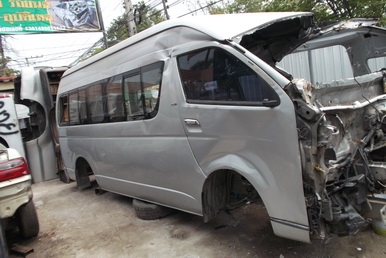 ขายผ่าซีกรถตู้ซ้าย,ขวา