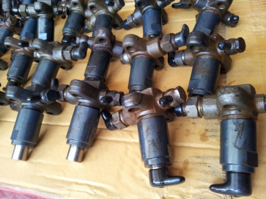 ขายหัวฉีด+เรือนหัวฉีดแท้ สภาพดีใส่เครื่อง สามารถใช้กับเครื่อง Kubota ได้ทุกรุ่น ราคา 350 / ชุด