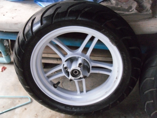 ขายล้อแม็ก14พร้อมยาง ใส่รถฟีโน่ ขายล้อแม็ก14พร้อมยาง ใส่รถฟีโน่