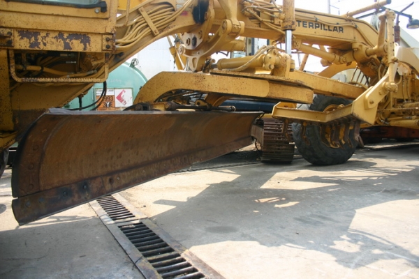 ขาย รถเกรด CATERPILLAR 140G-72V09xxx เก่าญี่ปุ่น สวยมาก เดิมๆ 2,900,000 TEL : 087-0339334 (อ็อฟ)