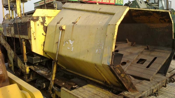 NIKATA 220 รถปูยาง 5 M