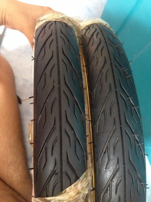 ขาย ล้อขอบ 14 ของ US  พล้อมยางคับ ได้ครบ ซื้อมาไชแค่1อาทิต