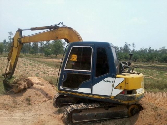 KOBELCO MARK III SK-60 รถบอดี้สวยมากครับ เครื่องเดิมปั๊มเดิมทำงานไม่โหลดประหยัดน้ำมันดี ภายในเก๋งสวยครบ มีแอร์เย็น ช่วงล่างเต็มดีพร้อมทำงานได้เลยครับ เอกสารสัญญาซื้อขาย ราคาต่อรองได้ครับ