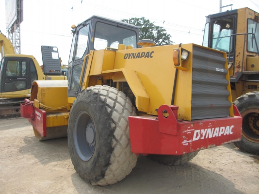 สภาพ 85 \% DYNAPAC-CA30D เก่านอก ไม่เคยงานในไทย มาก่อน สภาพ 85 \% DYNAPAC-CA30D เก่านอก ไม่เคยงานในไทย มาก่อน